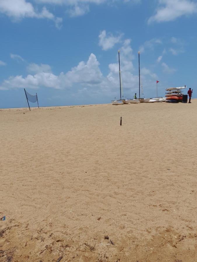 Maison D Hote La Dore Du Senegal Bas-De - Villa 索蒙 外观 照片