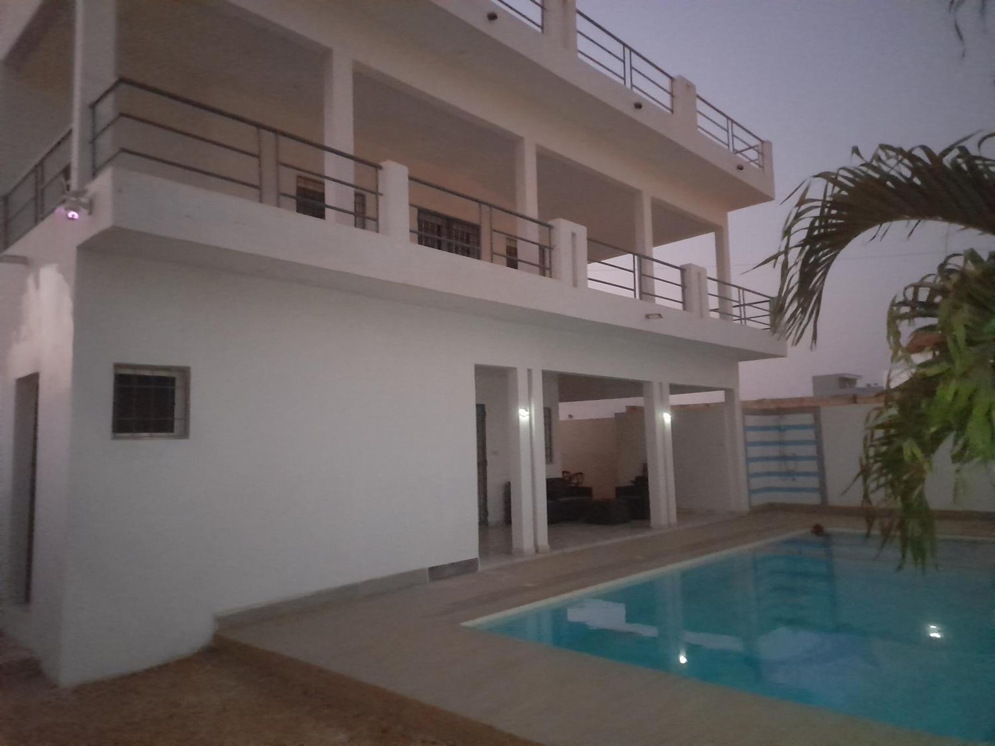 Maison D Hote La Dore Du Senegal Bas-De - Villa 索蒙 外观 照片